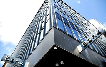 Bəzi Belarus bankları Rusiya rubluna qarşı sanksiyaları gücləndirib