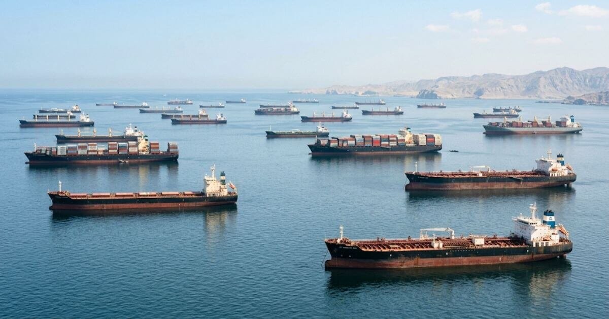 SEPAH Hörmüz boğazında üç tankeri vuraraq saxladı
