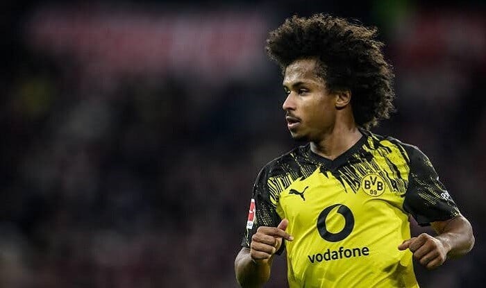 Barcelona sign Karim Adeyemi from Borussia Dortmund