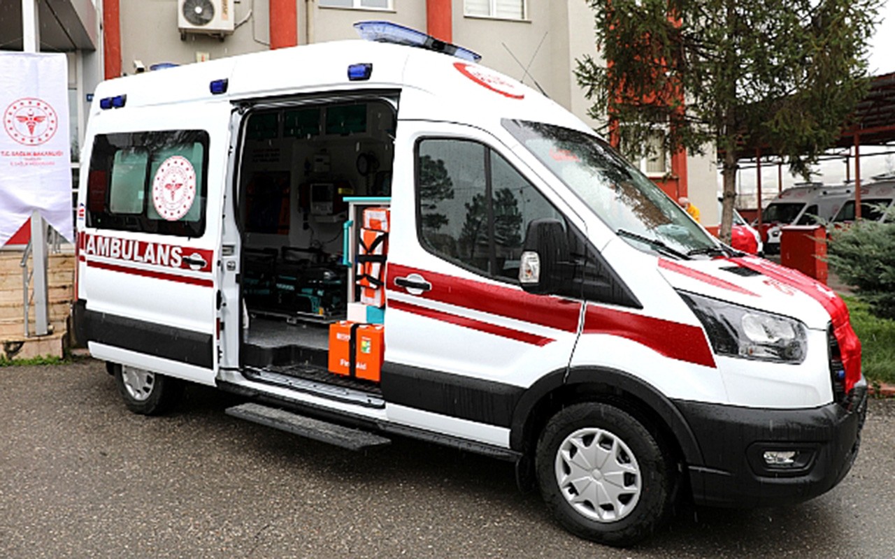 Ankarada təlim helikopteri qəzaya düşdü -