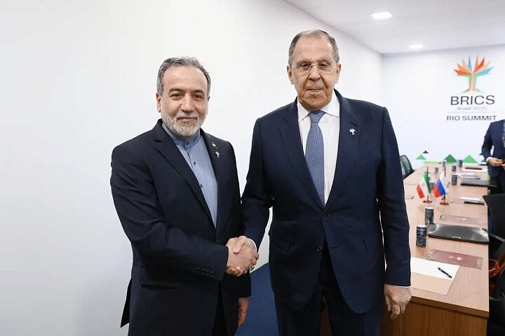 Əraqçi Lavrovla hansı məsələləri müzakirə edib?