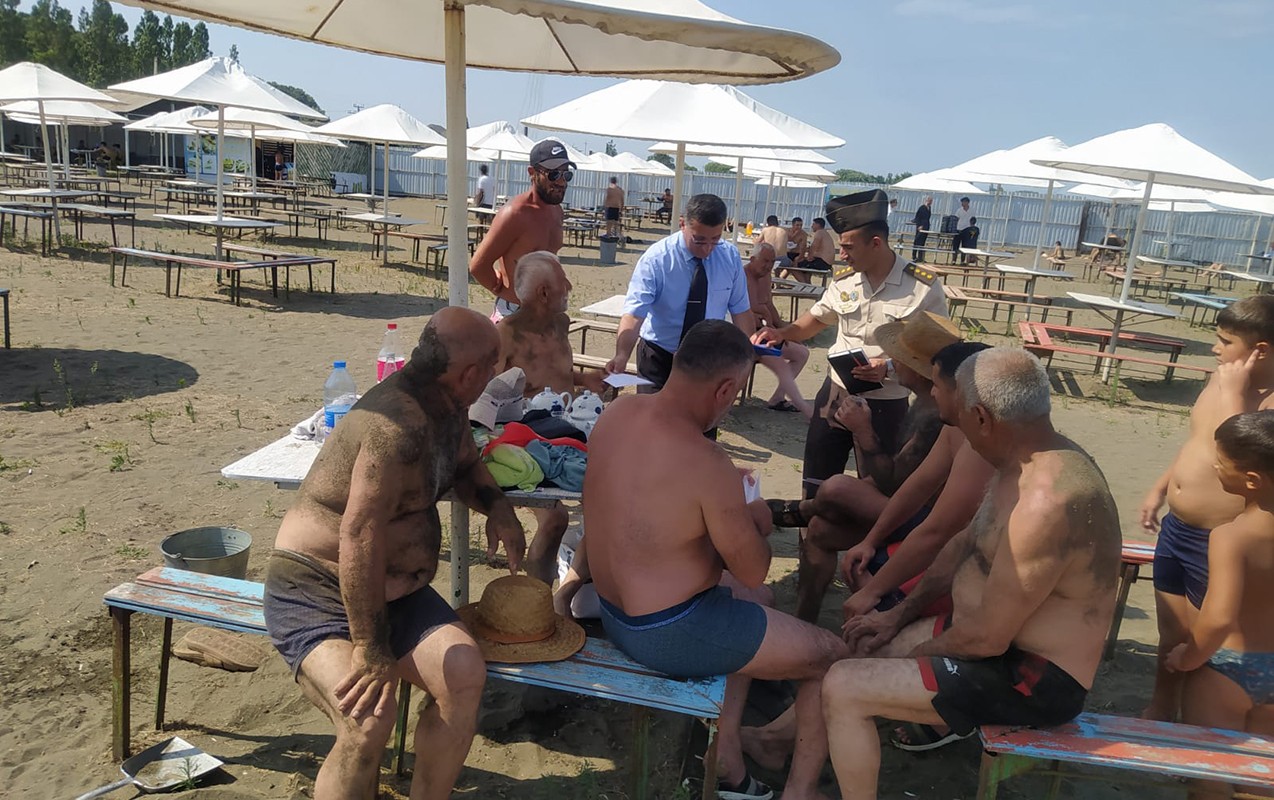 Çimərliklərdə diqqət olunmalı məqamlar haqda məlumatlar verildi - Fotolar