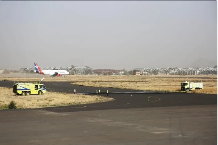 Husilər Səudiyyə Ərəbistanının Səna aeroportunu vurduğunu bildirib