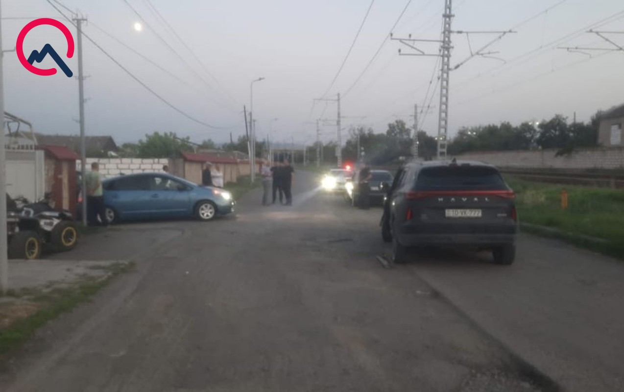 Kvadrosikllə minik maşını toqquşdu - 15 yaşlı oğlan öldü