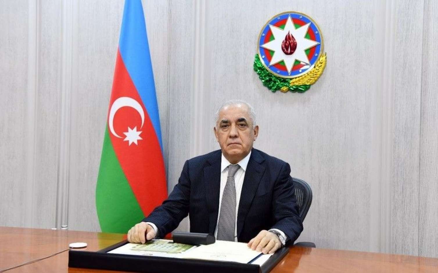 Baş nazir qərar imzaladı