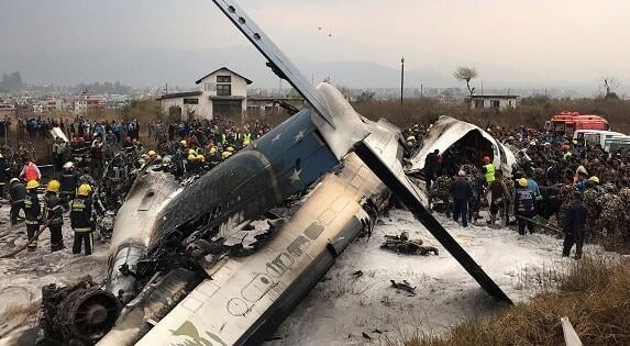 10 killed in Bahamas plane crash - Video
