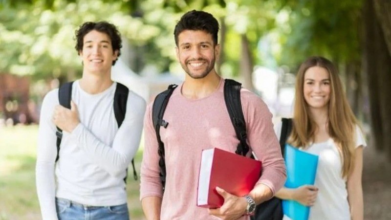 Xarici universitetlərdən yerdəyişmə etmək istəyən