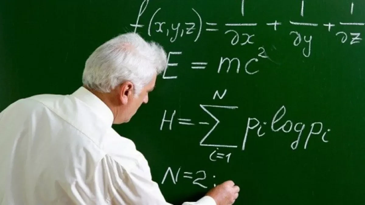 "Diplom yetərli deyil": Universitet müəllimləri ilə bağlı sərt təklif