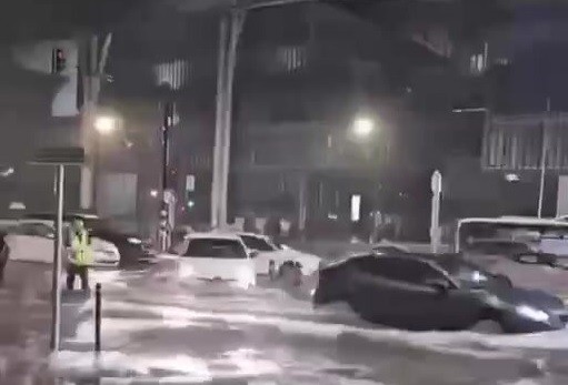 Tbilisi küçələri su altında qalıb (VİDEO)