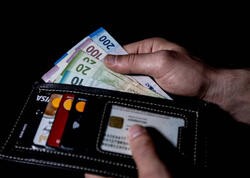 Ayda 15 min manat qazananlar kimlərdir? - Azərbaycanda ən gəlirli peşələr