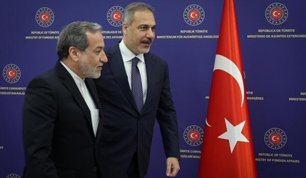 Turkish, Iranian FM's discuss regional developments