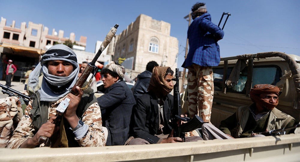 Houthi attacks kill at least 30 Yemeni government troops