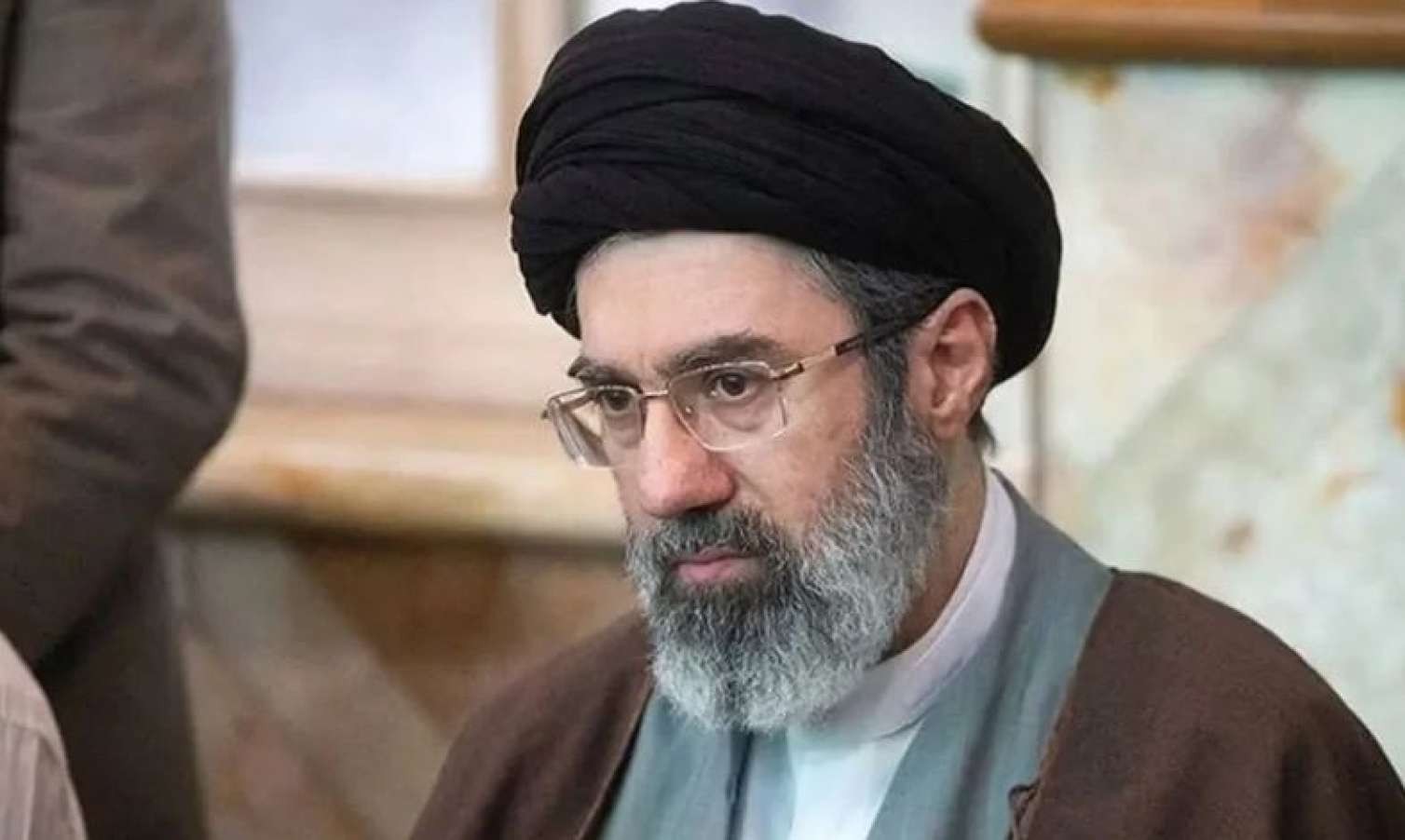 Müctəba Xamenei üçün   10 min qoyun alınır