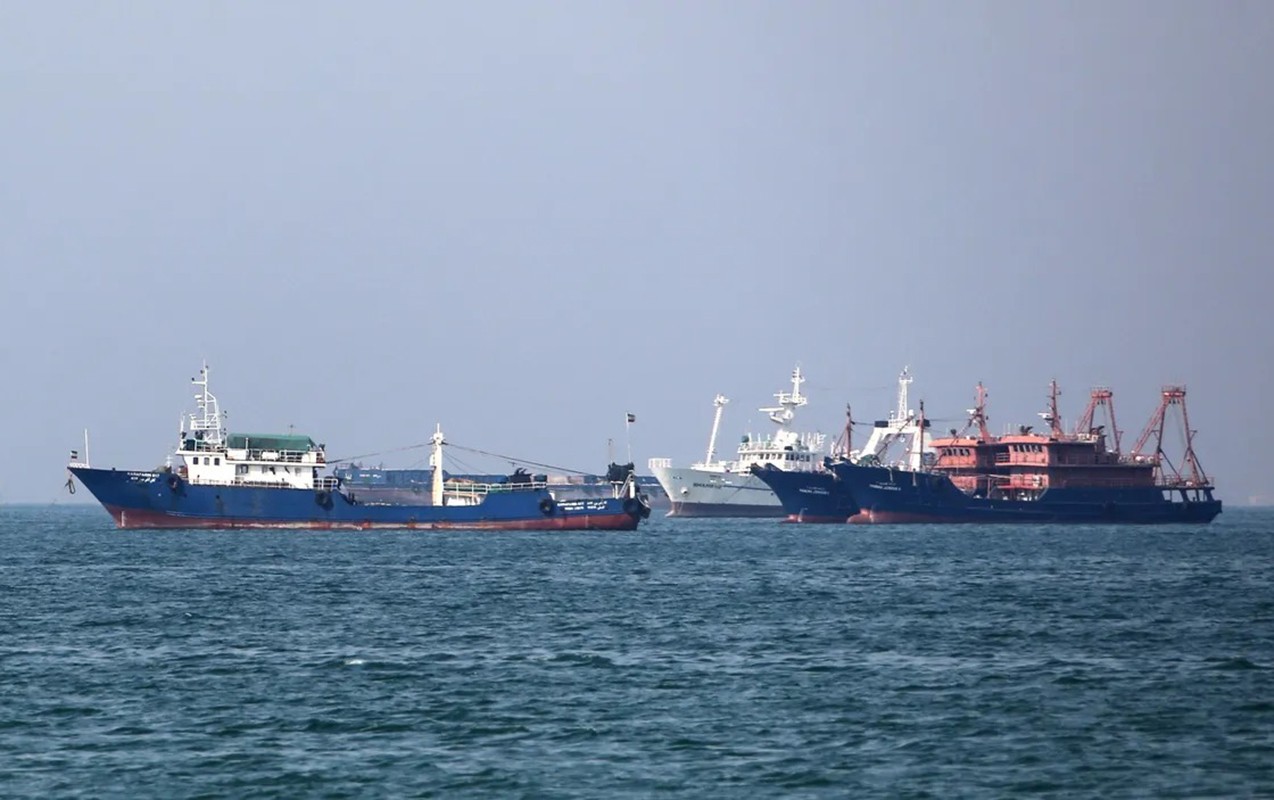Hörmüz boğazında tanker vuruldu