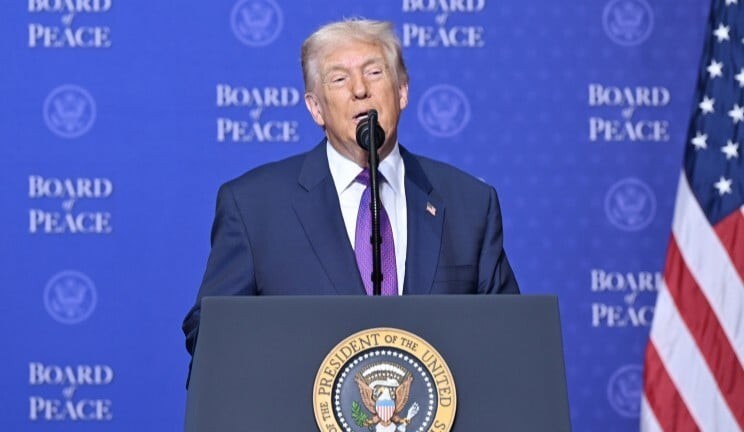 Trump says he may endorse candidate in Israeli election