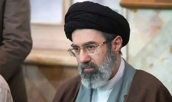 Mojtaba Khamenei appears in first images in months - Video