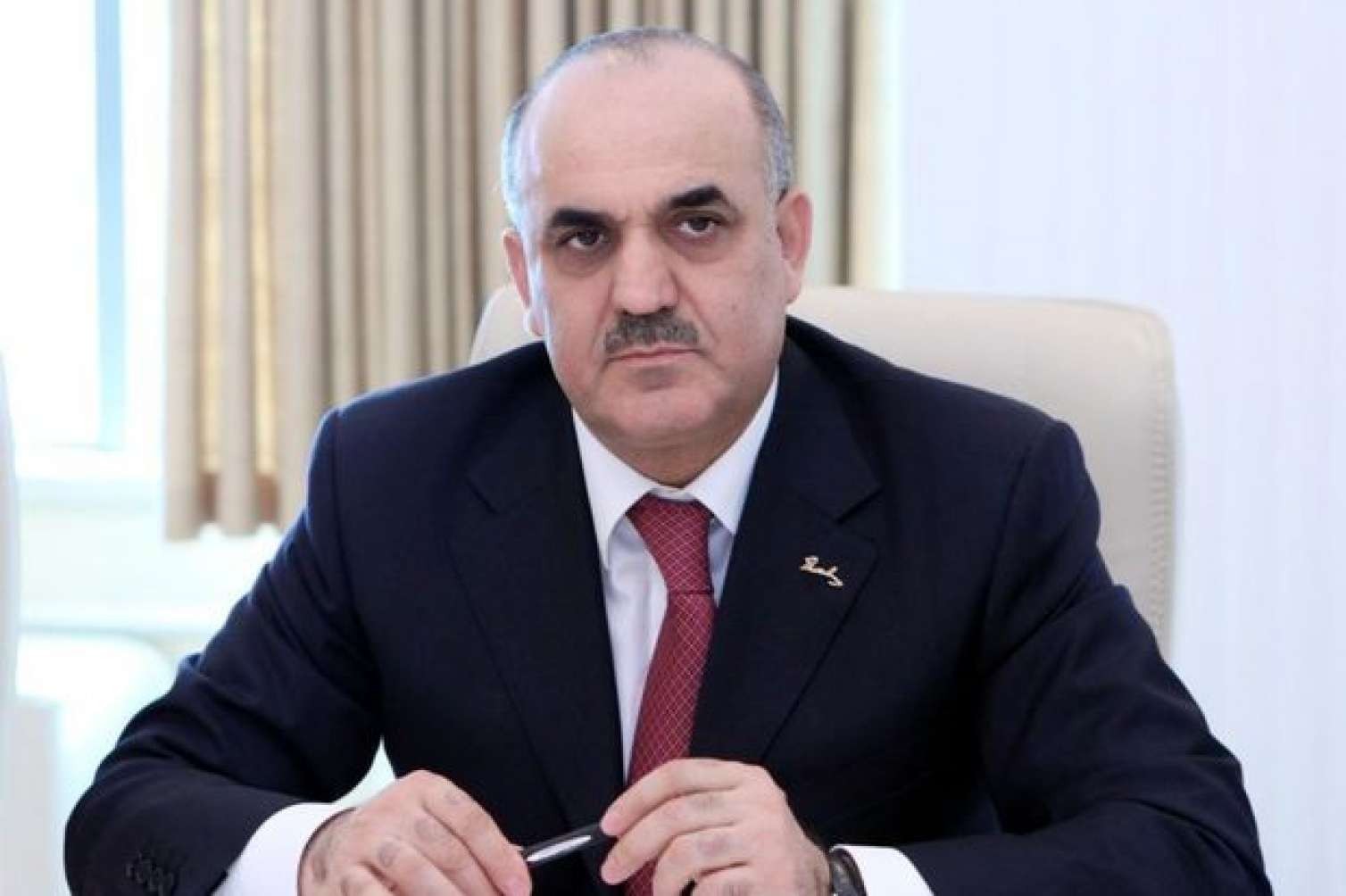 Səlim Müslümovun milyonluq əmlakı   satıldı