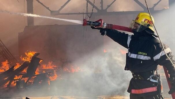В Баку в частном доме произошел пожар