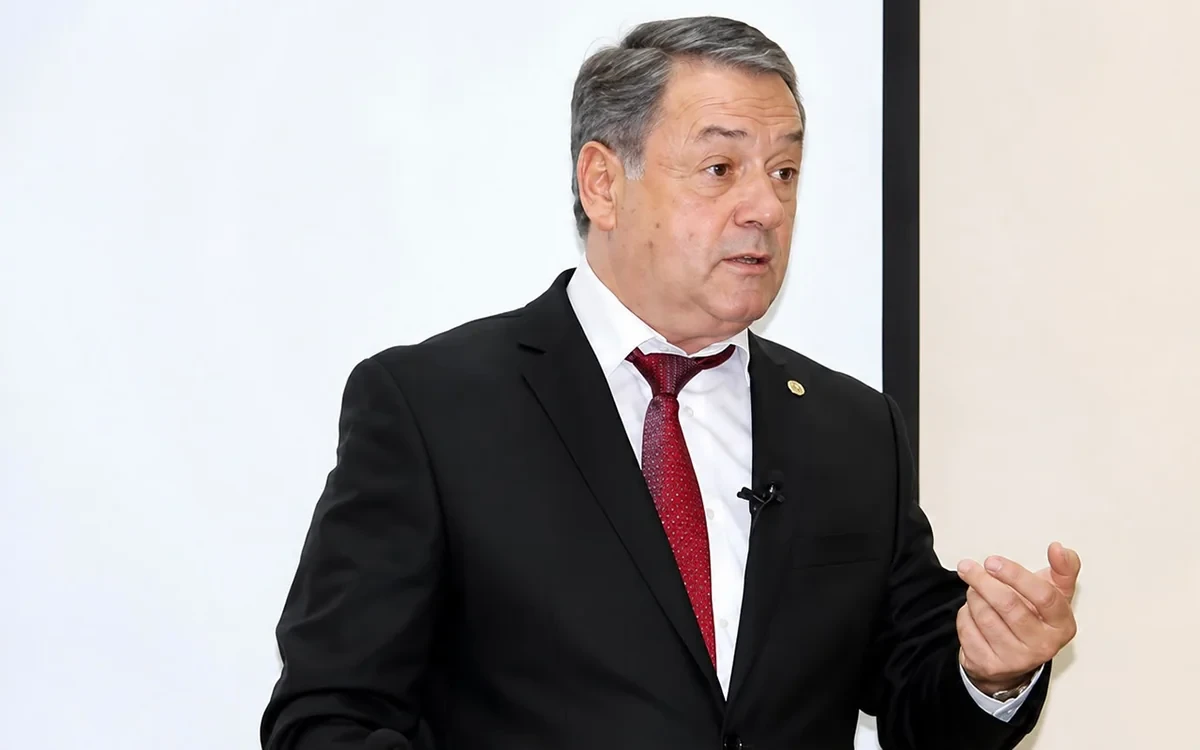 Generalın oğlu vəzifəsindən azad edildi