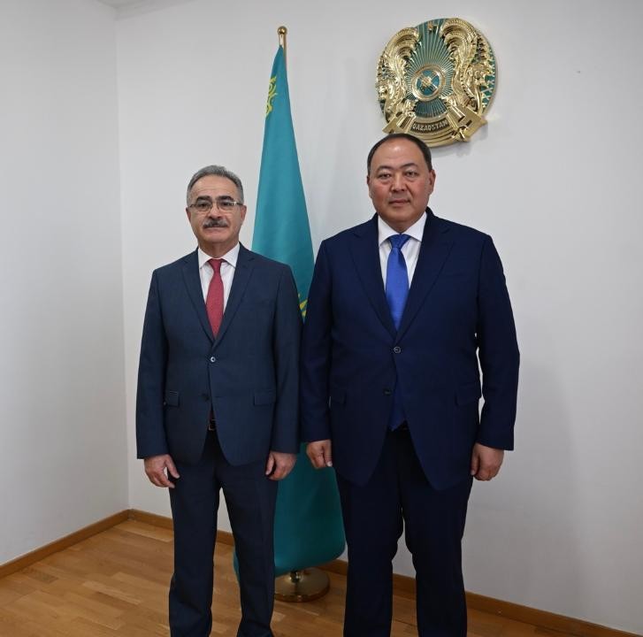 Qazaxıstan XİN rəhbərinin müavini Azərbaycan səfirinin etimadnaməsini qəbul edib