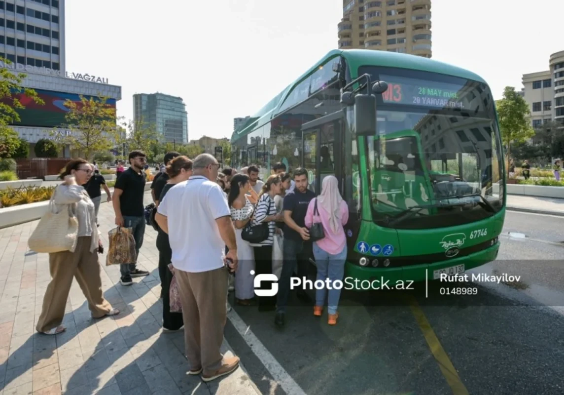 11 aylıq sınağın ilk iki həftəsi: Onlayn iş və dərs TƏKLİFİ - FOTO