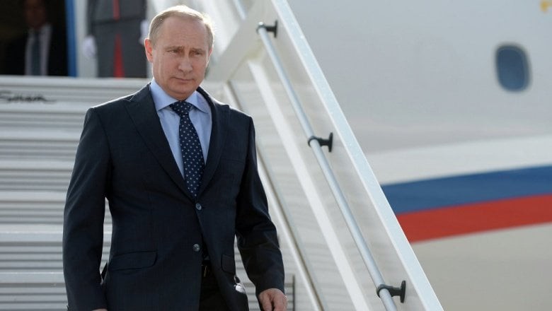 Putin arrives in Kyrgyzstan for SCO summit - Video