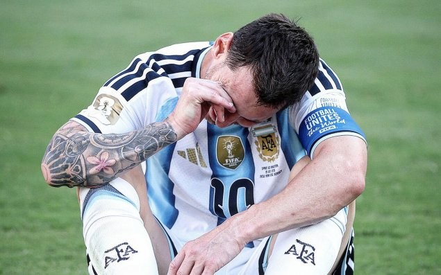 Messi: “Ayaqlarımda daha güc qalmayıb"