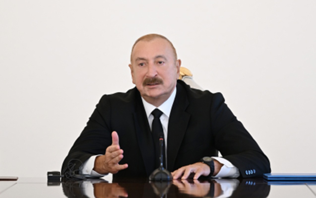 “Bu yaddaş imkan verməyəcək ki, yenə də şirin sözlərə aldanaq”
