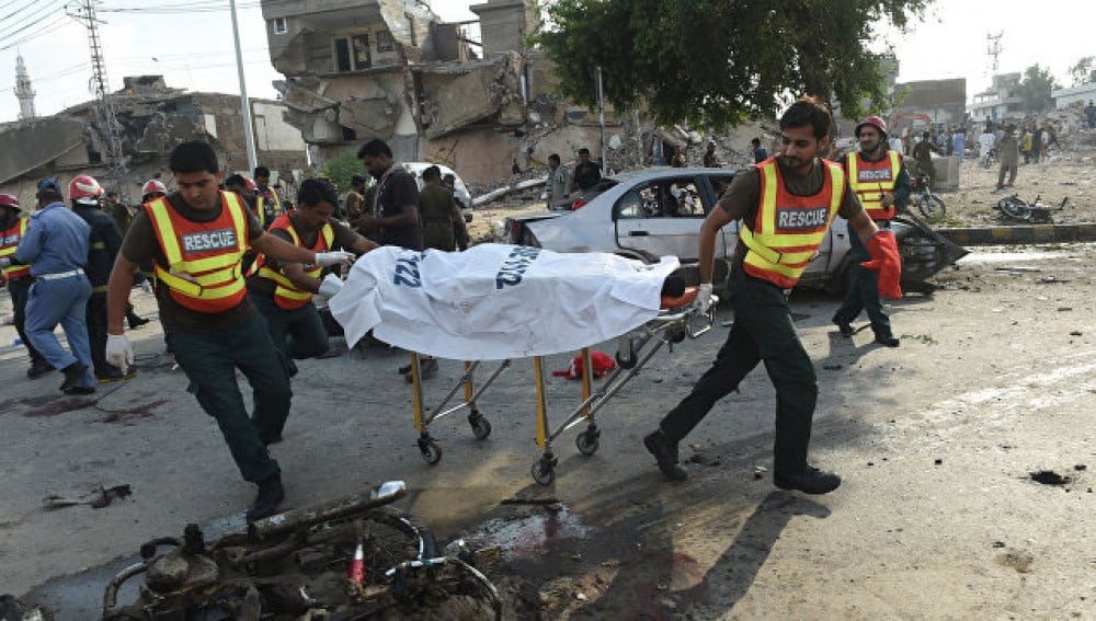 Suicide attack kills 11, injures 30 in Pakistan