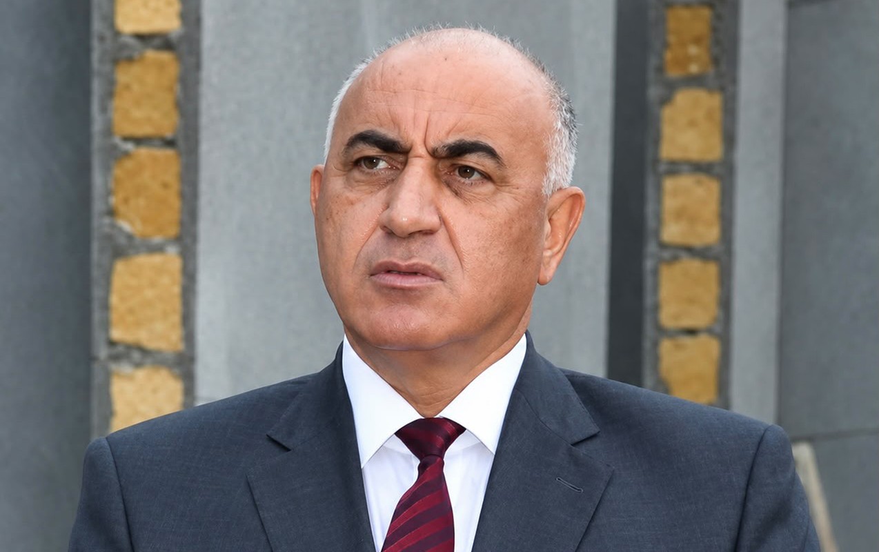 Həbsdə ölən sabiq icra başçısının binası -