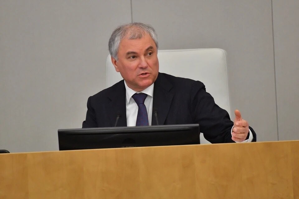 Volodin Zelenski, Merts və Makronu hədələdi -