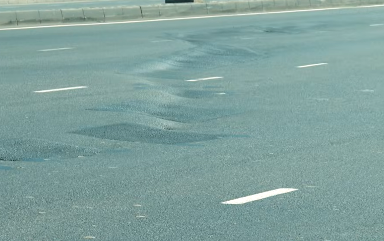 Bakıda təmir edilən yol yenidən çökdü - Video