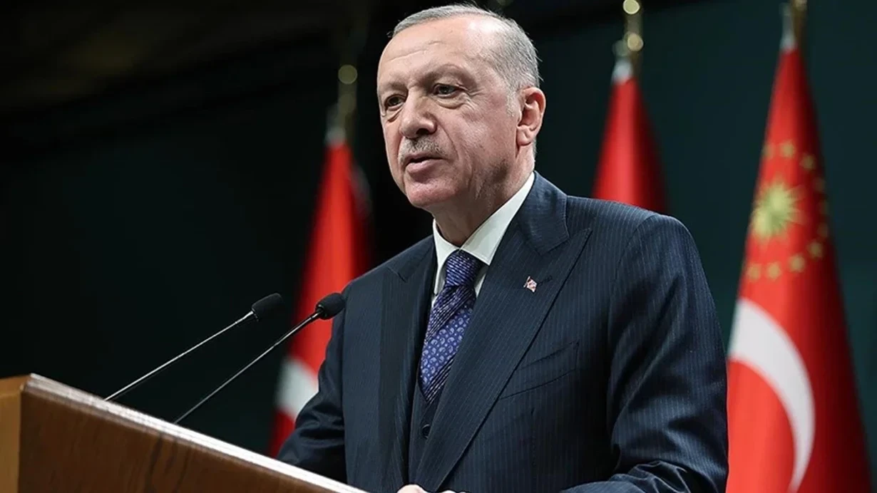 Ərdoğandan xanım müavini ilə bağlı xəbərlərə sərt cavab