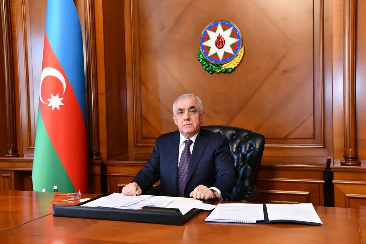 Əli Əsədov gürcüstanlı həmkarını təbrik edib