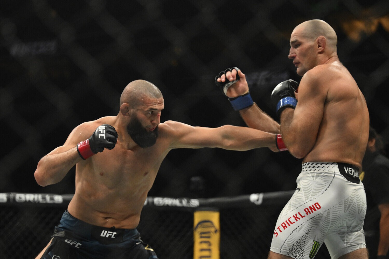 UFC çempionu qəzaya düşdü - “Mən axmağam!”