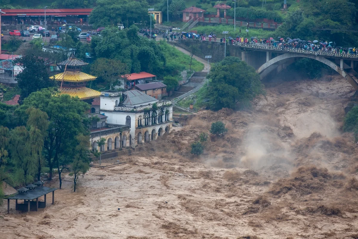 Nepalda təbii fəlakətin vurduğu ziyanın həcmi açıqlandı