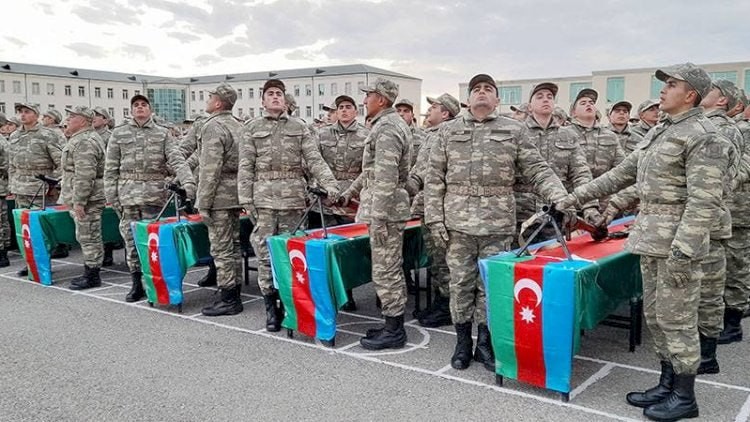 Bu şəxslər hərbi xidmətdən azaddır -