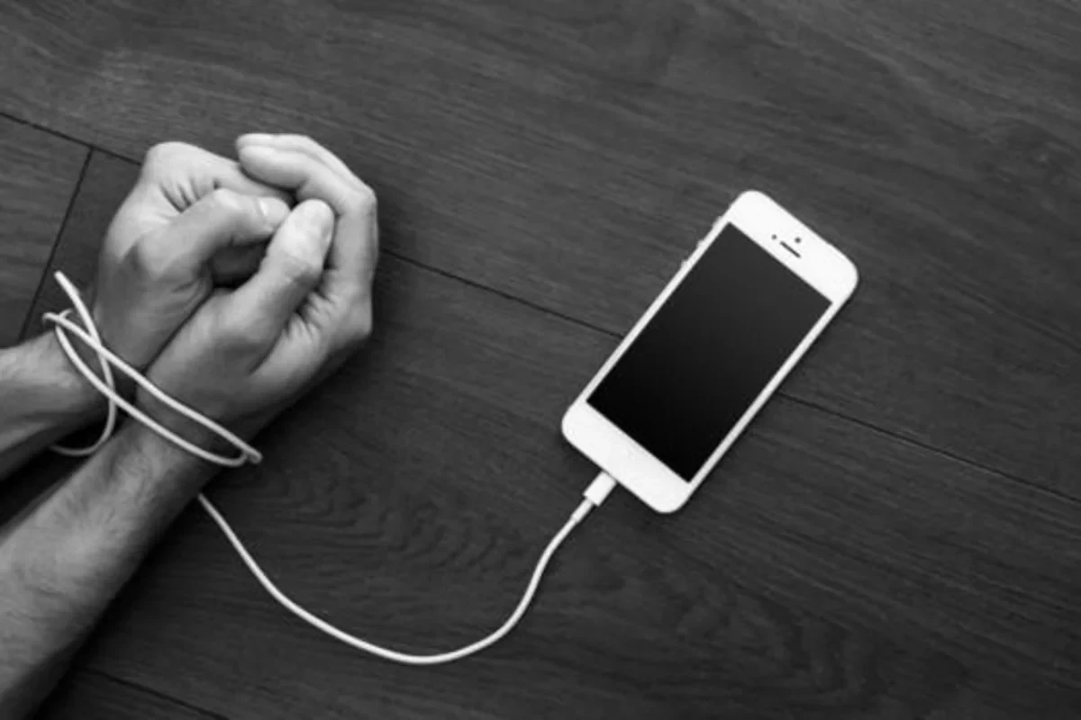 Keçmiş yeznəsini qız adı ilə "TikTok"da aldadıb evə çağırdı