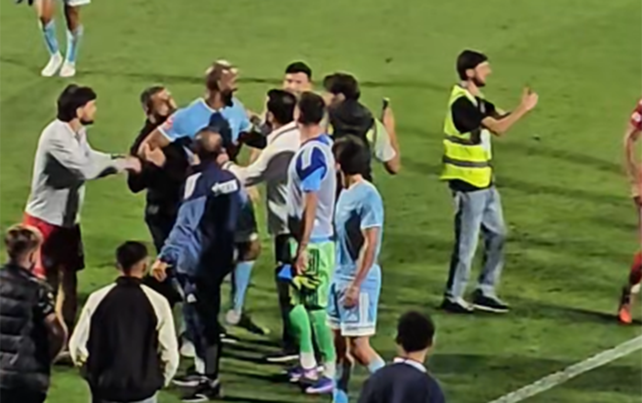 Rəşad Sadıqovdan nümunəvi davranış - Davanın qarşısını aldı