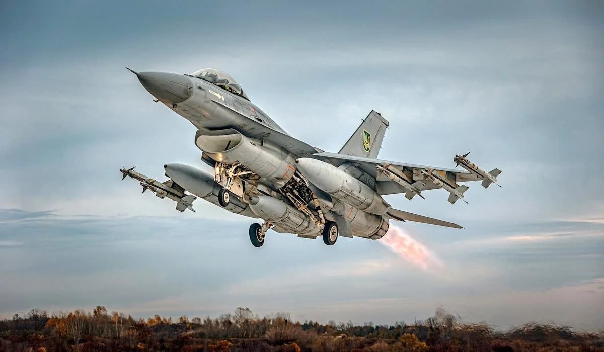 Ukrayna F-16-lar üçün mərmi axtarır -