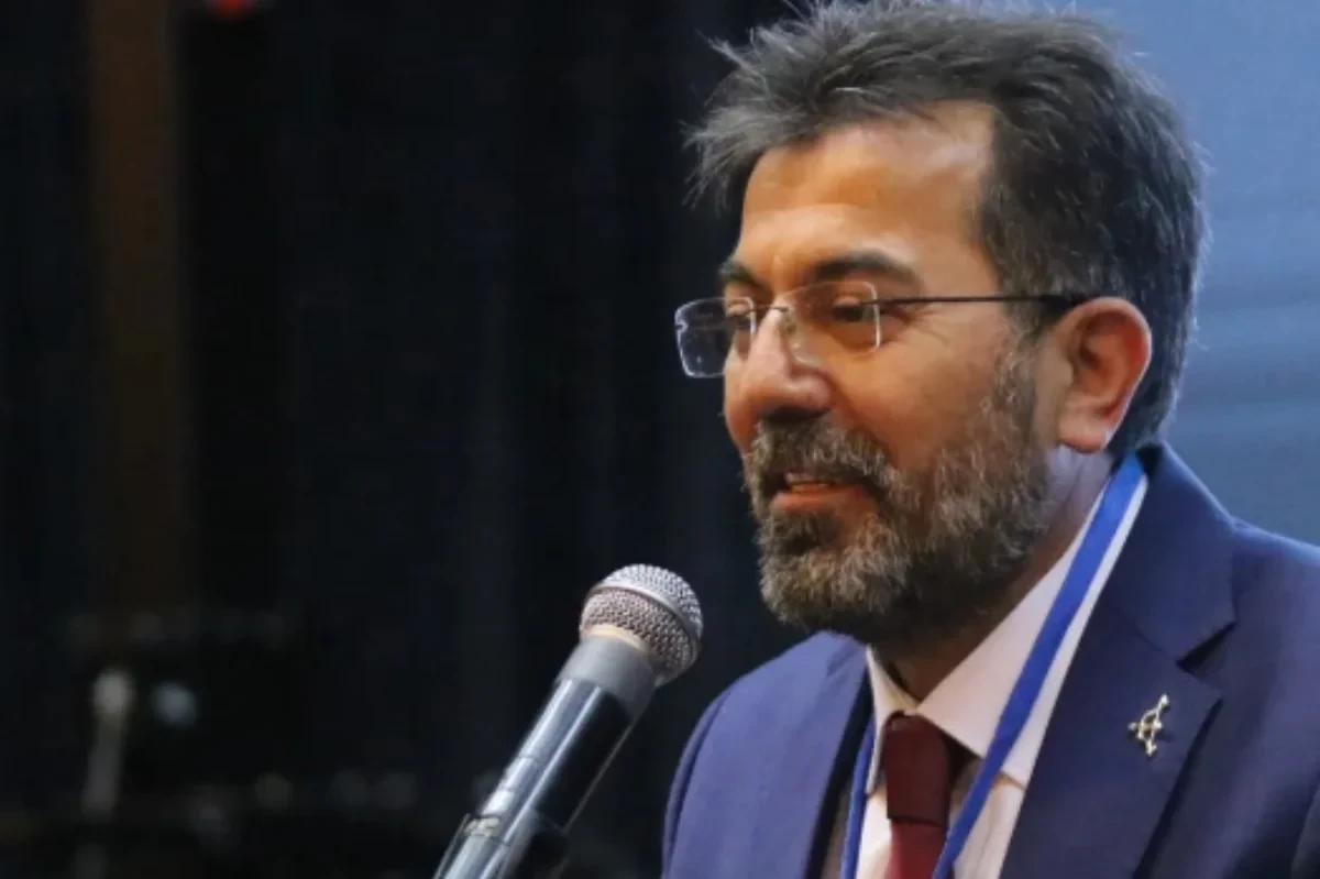 Türkiyəli alim Azərbaycanla bağlı paylaşımına görə ÜZR İSTƏDİ -