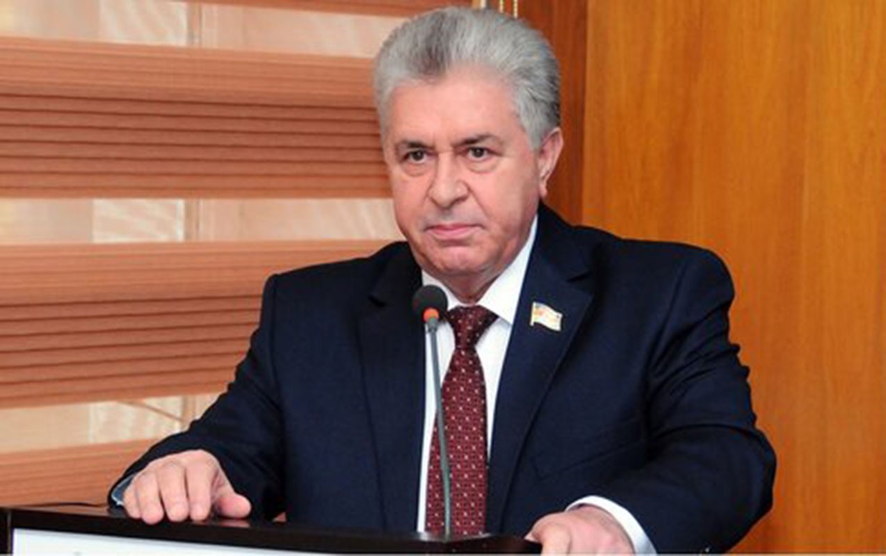 “Dedi, sir-sifətindən xeyir verənə oxşamırsan” - Deputat “qarpız məsələsi”ndən danışdı