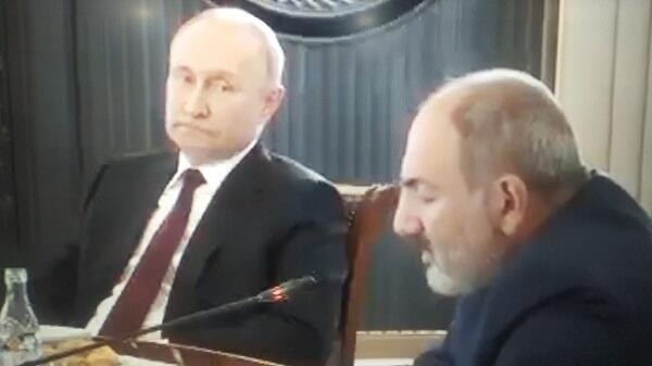 Putin and Pashinyan meet in Bishkek