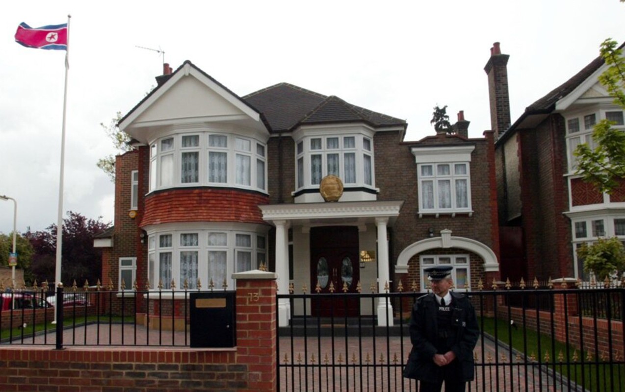 Britaniyadakı səfiri geri çağırdılar