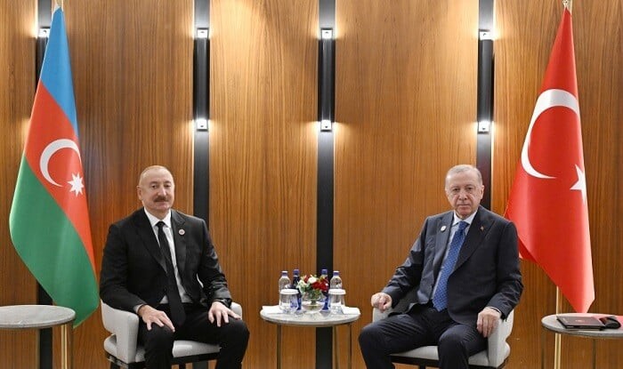 Aliyev, Erdogan hold meeting in Bishkek