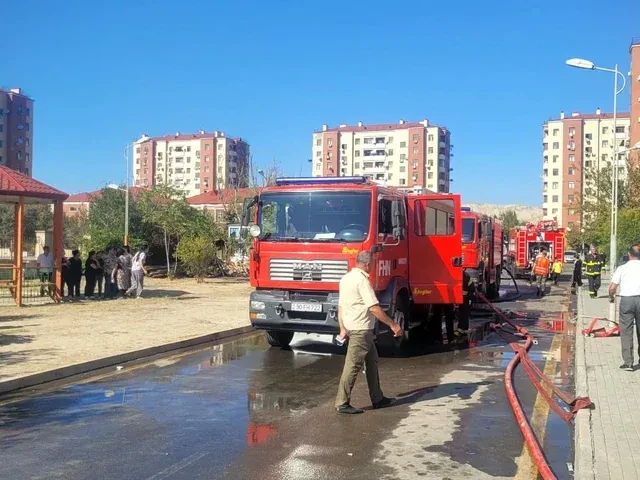 В Мингячевире произошёл пожар в многоэтажном доме