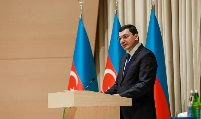Qaradağın yeni başçısı kollektivə təqdim olundu - FOTO
