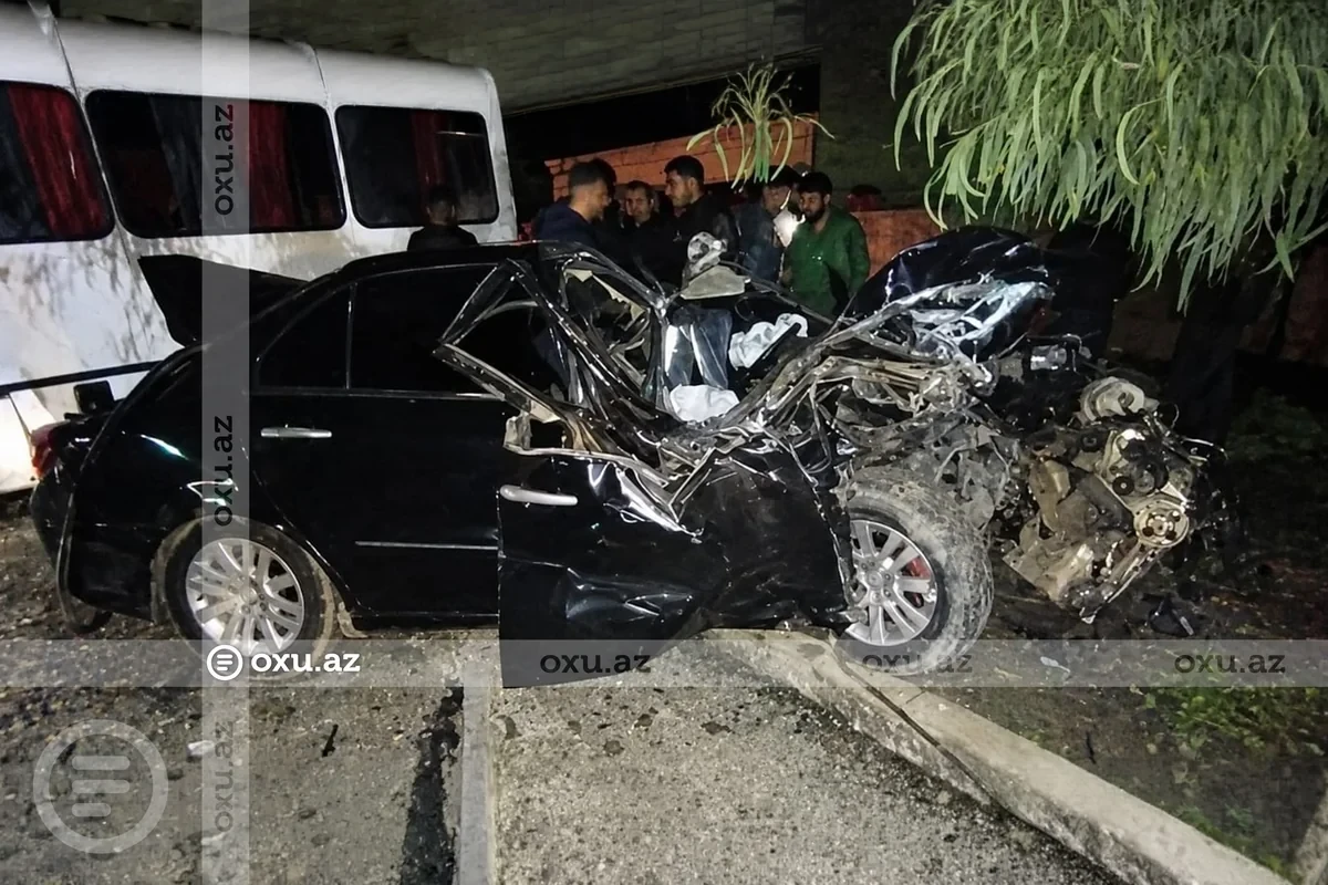 Neftçalada avtobusla minik maşını toqquşdu: Xəsarət alanlar var - Foto