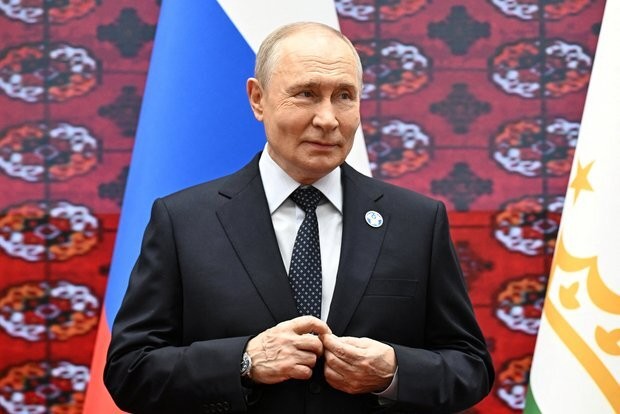 Putin MDB liderlərini Sankt-Peterburqa dəvət etdi