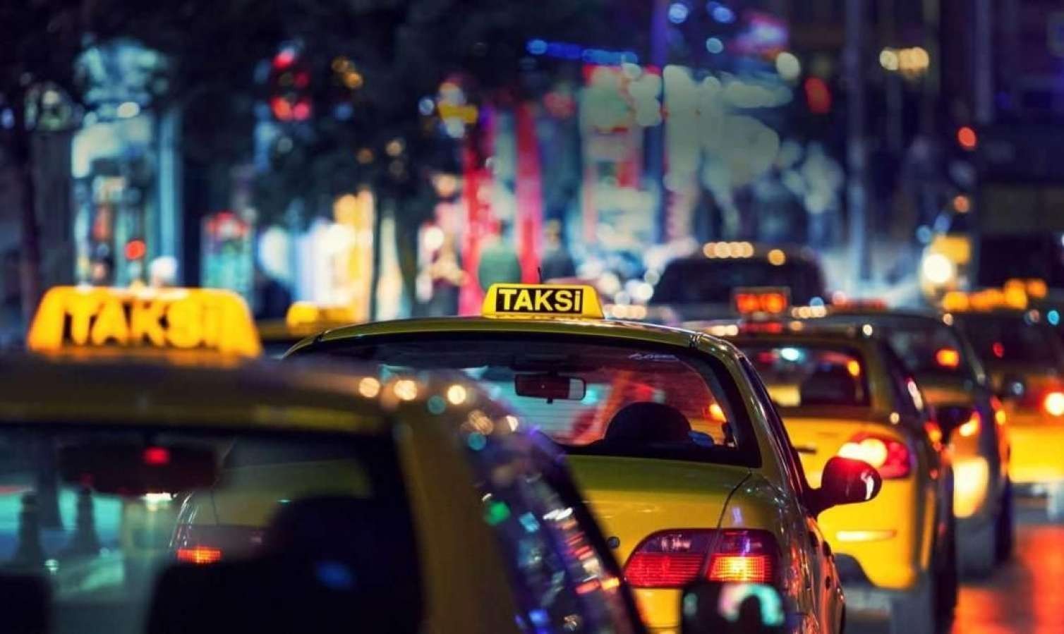Bakıda taksi xaosuna son qoyulur?